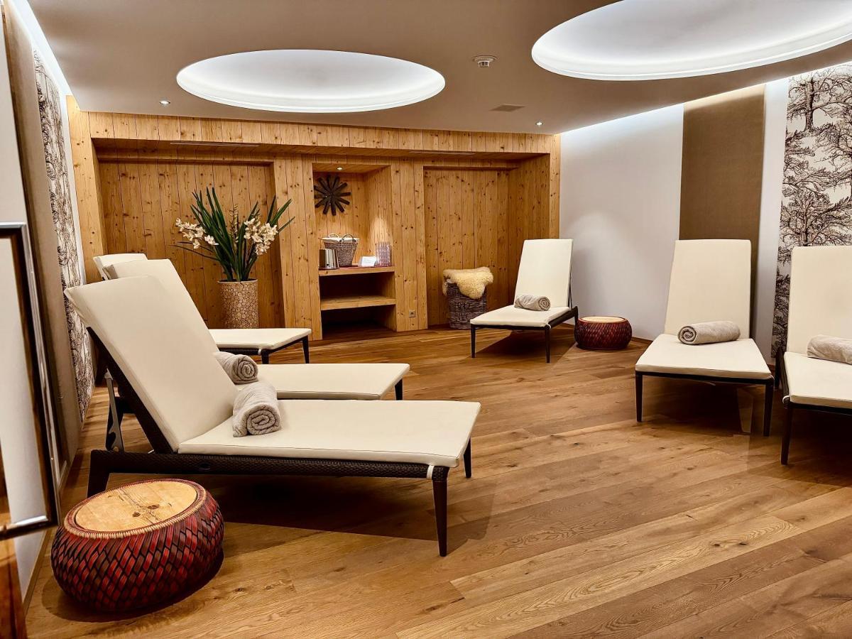 Seven Alpina Boutique Hotel Klosters-Serneus Exterior foto