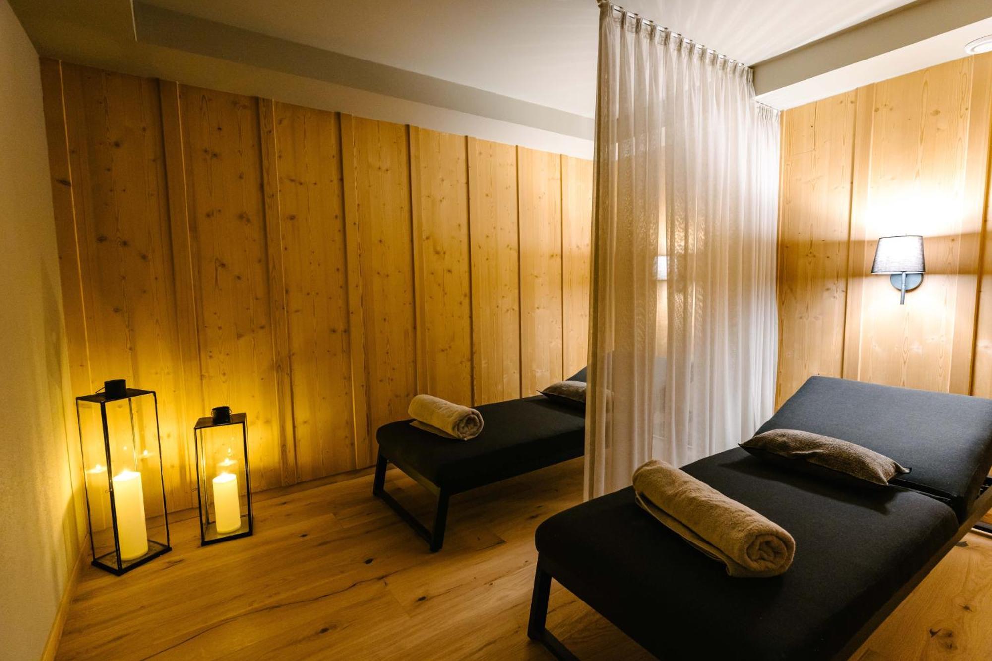 Seven Alpina Boutique Hotel Klosters-Serneus Exterior foto
